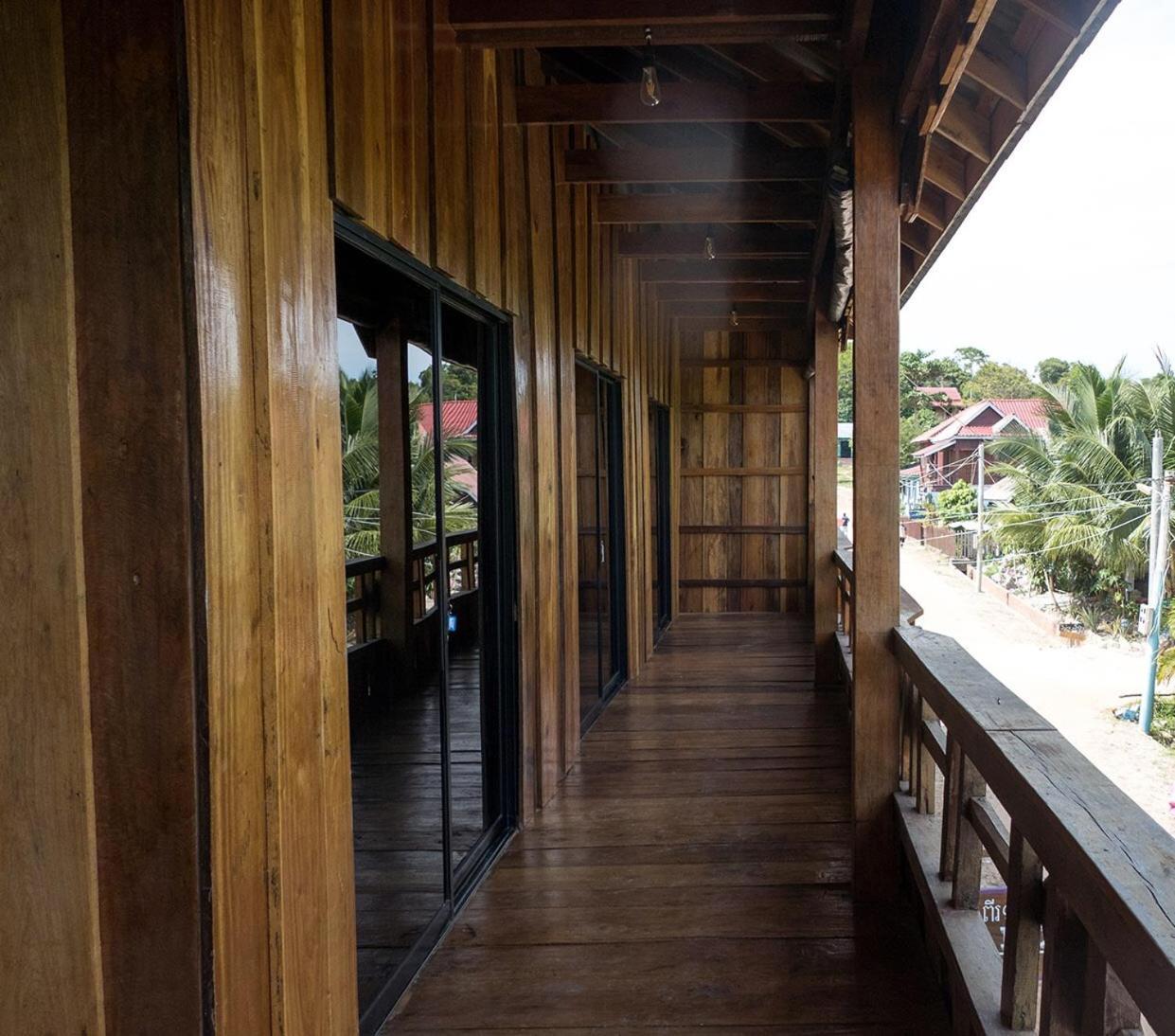 Hotel Two Ducks Koh Rong Sanloem Exterior foto